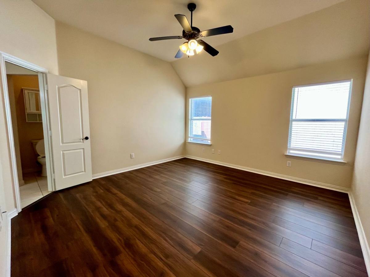 House for rent at 921 Raleigh Path Rd, Denton, TX 76208
