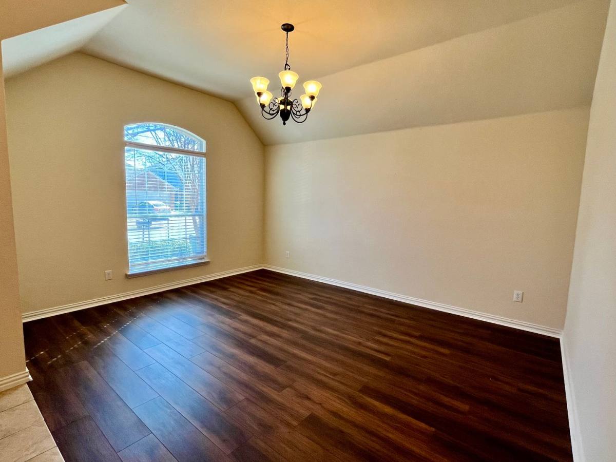 House for rent at 921 Raleigh Path Rd, Denton, TX 76208