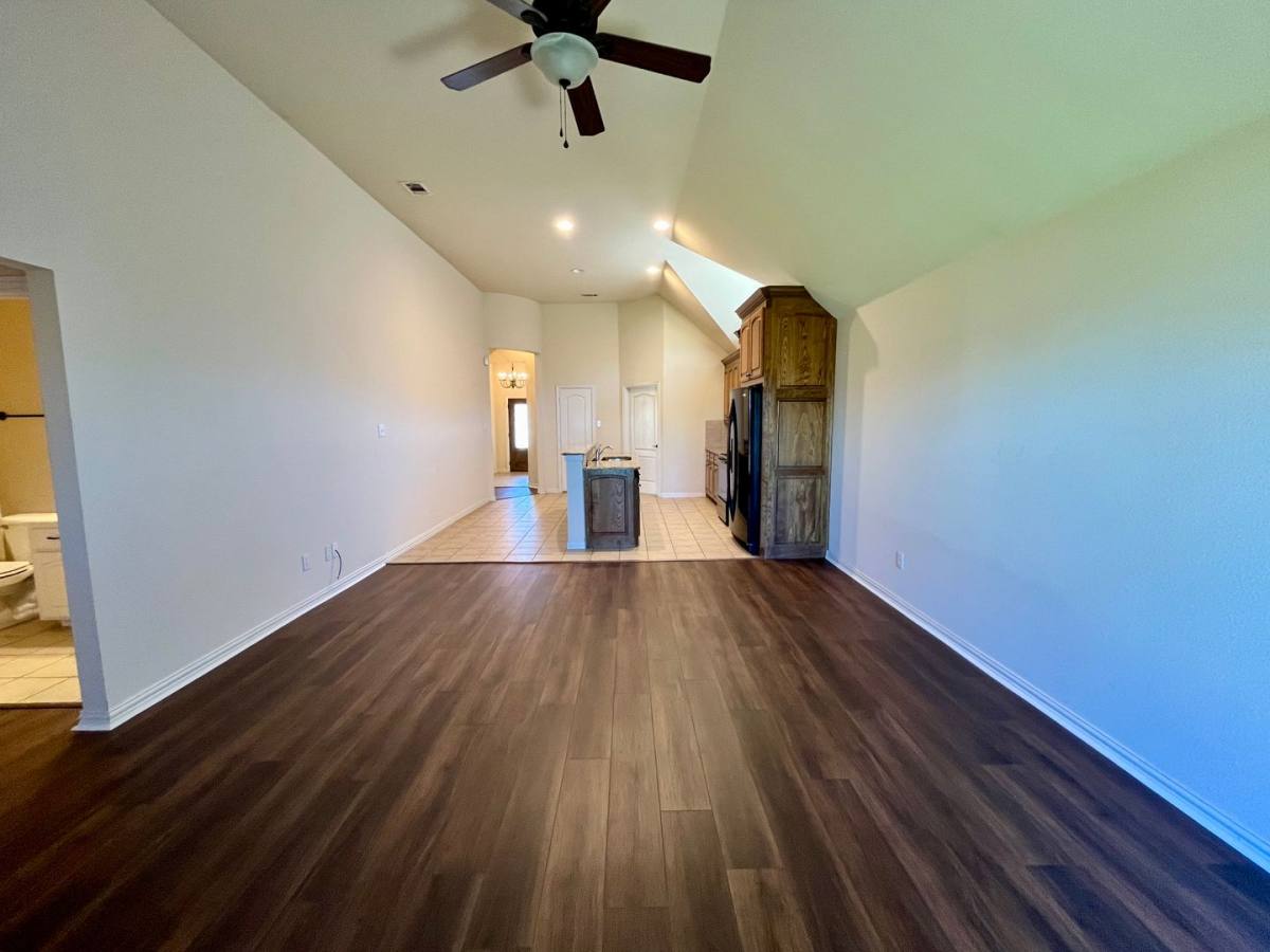 House for rent at 921 Raleigh Path Rd, Denton, TX 76208