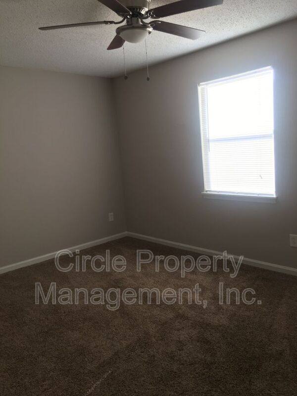 Apartment for rent at 3930 Pulaski Pike NW, Huntsville, AL 35810