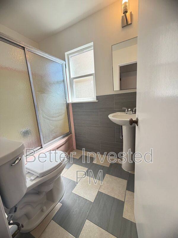 Apartment for rent at 2400 39th Ave #3, San Francisco, CA 94116