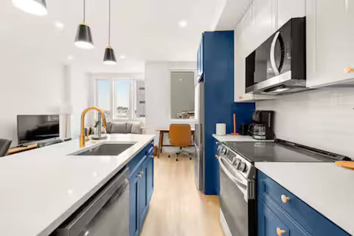 Apartment for rent at 1630 K St #NE, Washington, DC 20002