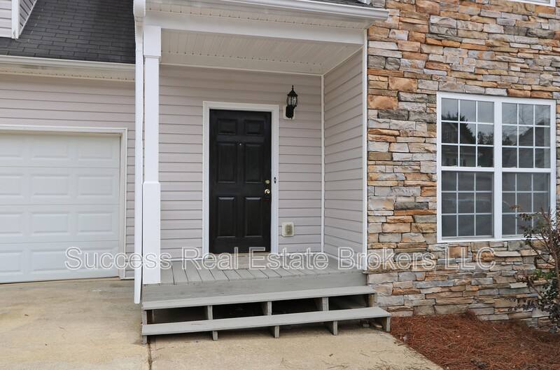 House for rent at 102 Providence Dr, Dallas, GA 30157