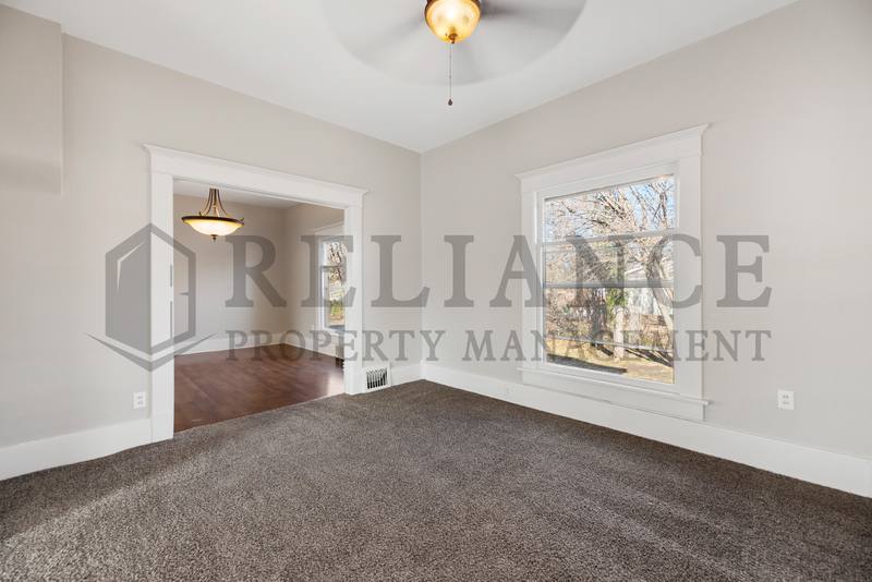 House for rent at 215 N King St, Mount Hope, KS 67108