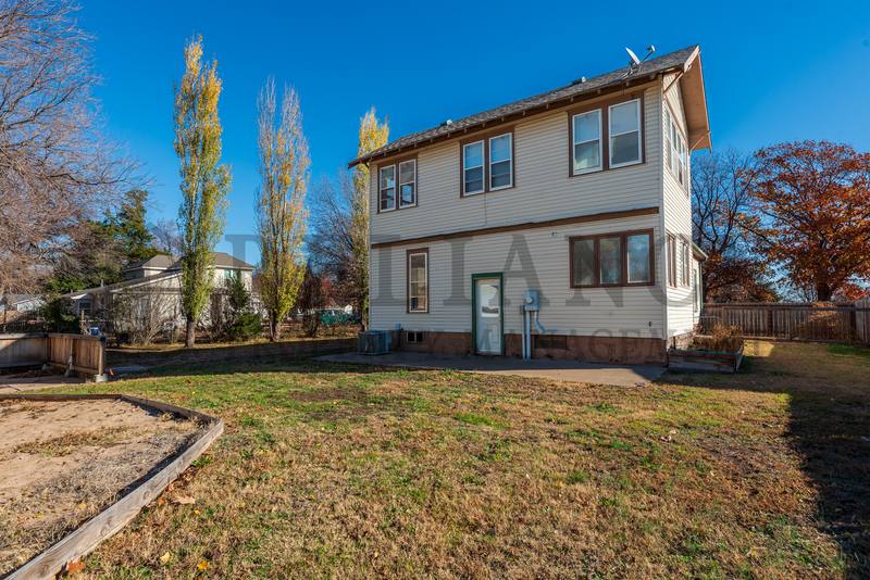 House for rent at 215 N King St, Mount Hope, KS 67108