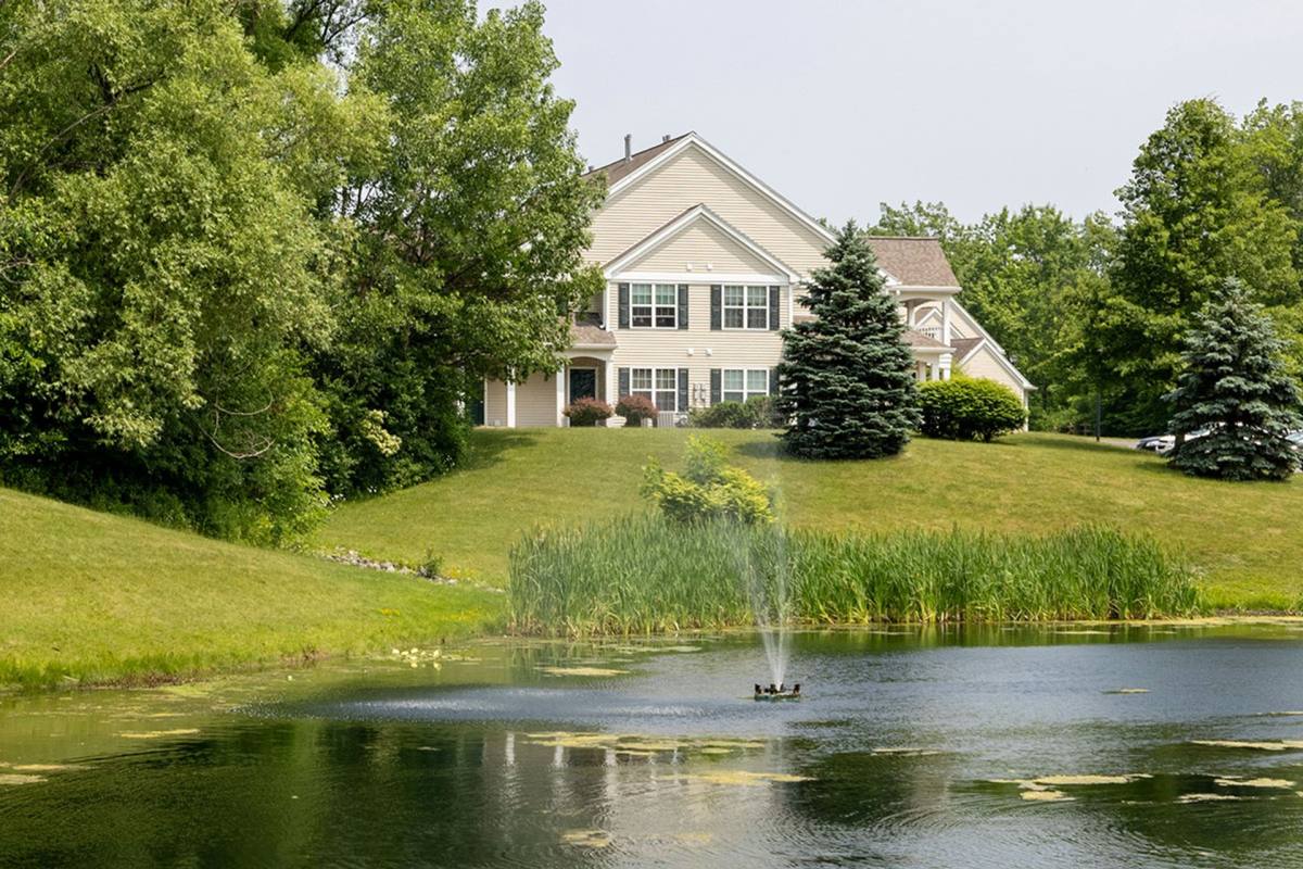 Apartment for rent at 100 Hammocks Dr, Orchard Park, NY 14127