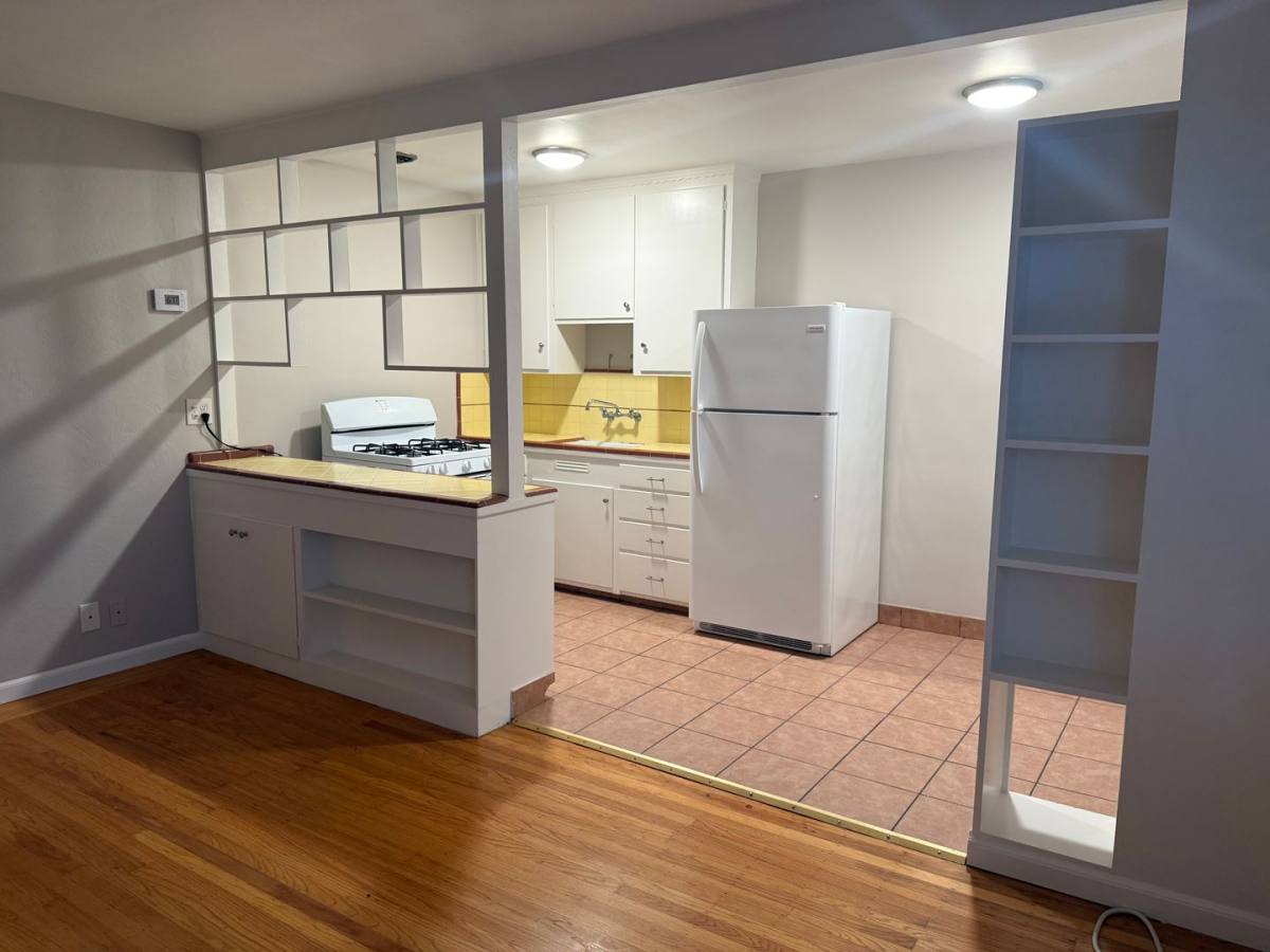 Apartment for rent at 2615 H St, Sacramento, CA 95816