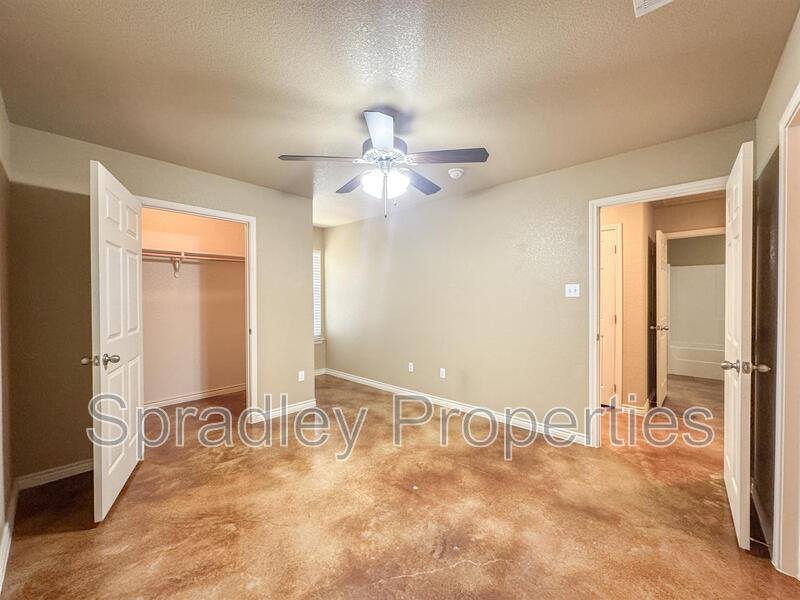 Townhouse for rent at 1560 Vani Court, Belton, TX 76513