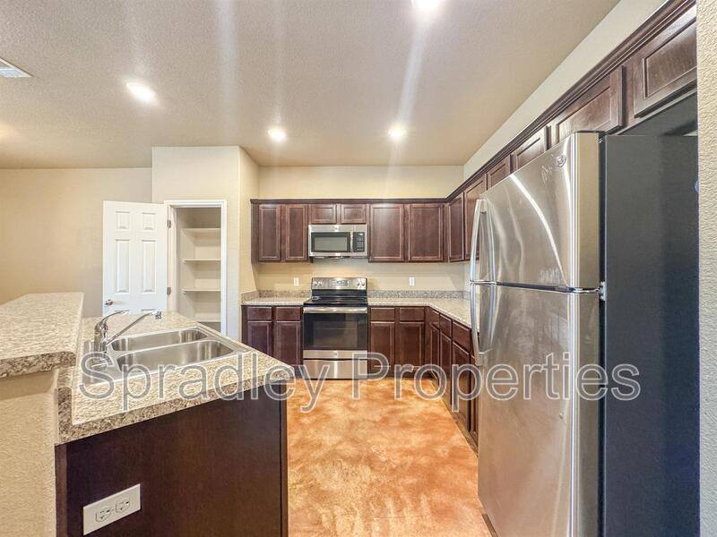 Townhouse for rent at 1560 Vani Court, Belton, TX 76513