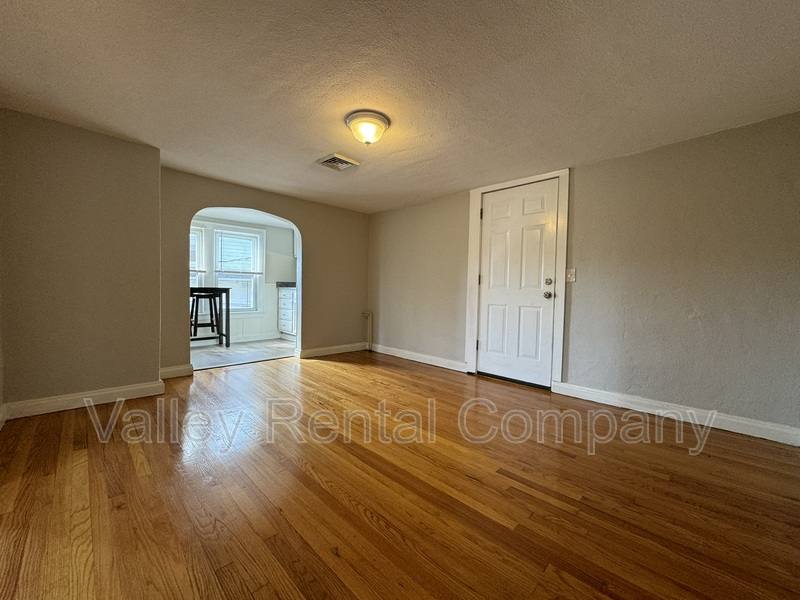 Apartment for rent at 66 Lyman St #4, South Hadley, MA 01075