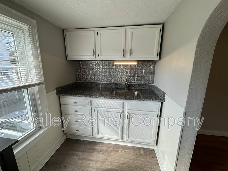 Apartment for rent at 66 Lyman St #4, South Hadley, MA 01075