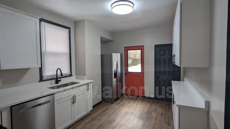 House for rent at 916 Deely St, Pittsburgh, PA 15217