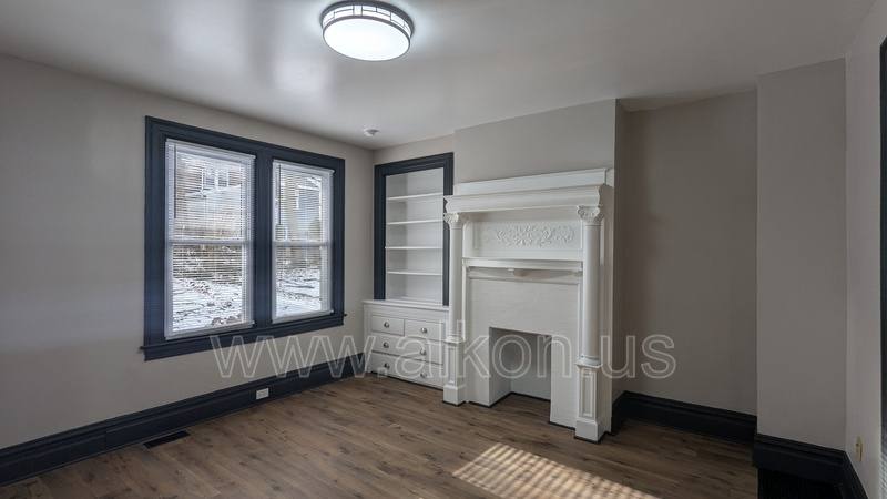 House for rent at 916 Deely St, Pittsburgh, PA 15217