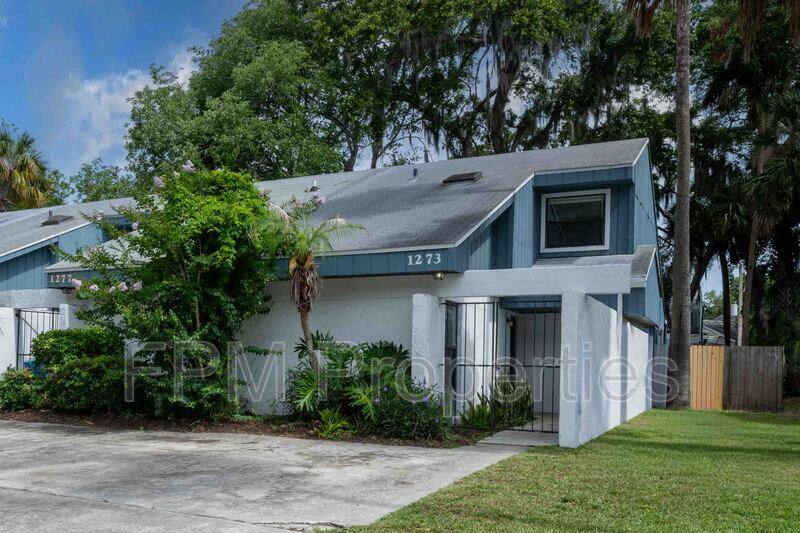 Townhouse for rent at 1273 Mayport Landing Circle, Atlantic Beach, FL 32233