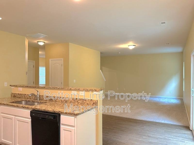 House for rent at 1321 Waylon Ave, Gastonia, NC 28054