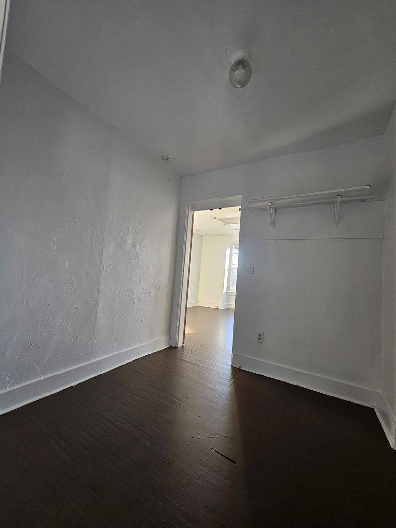 Apartment for rent at 231 N Richland Ave, York, PA 17404