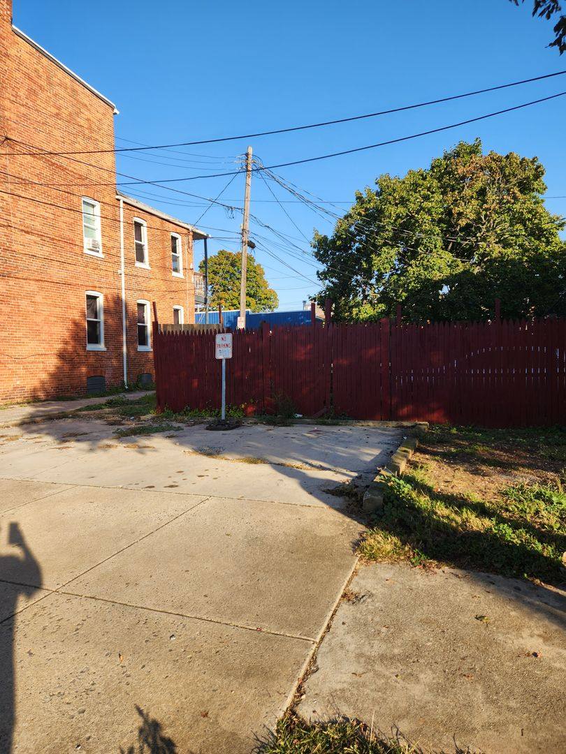 Apartment for rent at 231 N Richland Ave, York, PA 17404