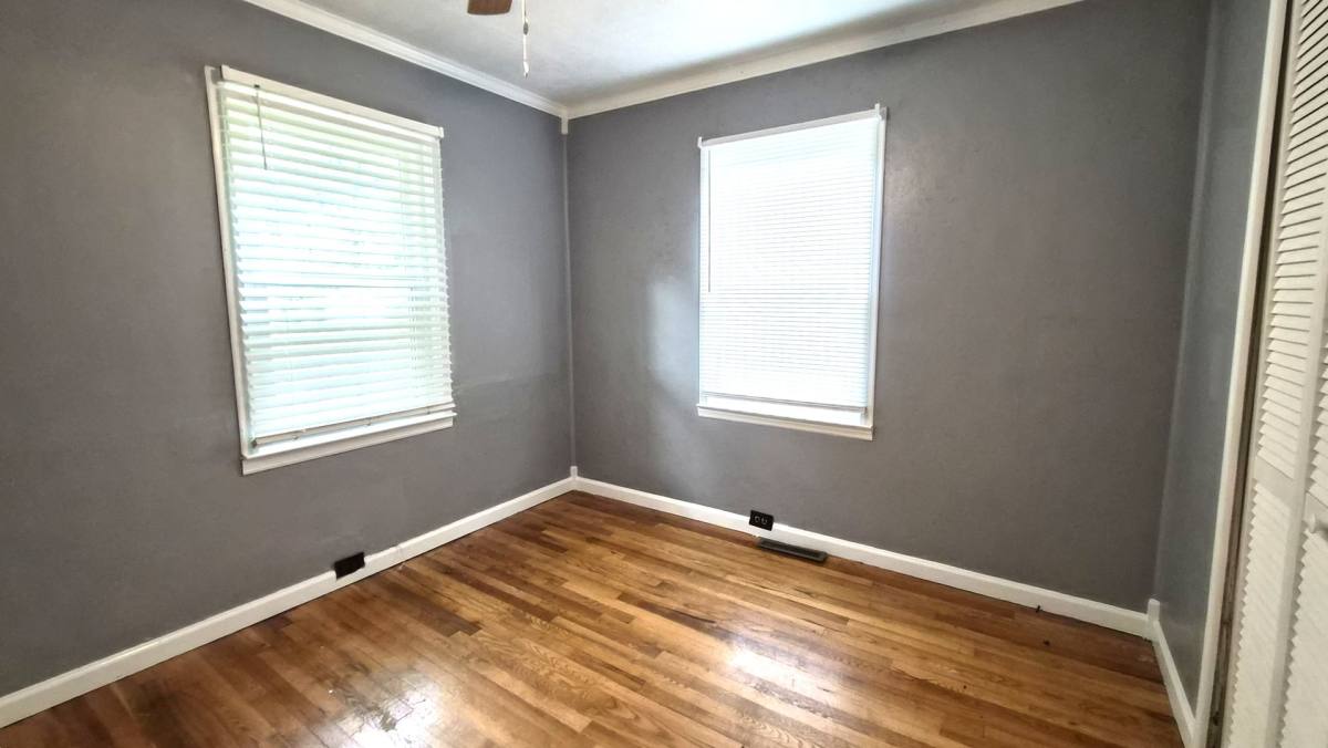 House for rent at 332 N Fishtrap Rd, Easley, SC 29640