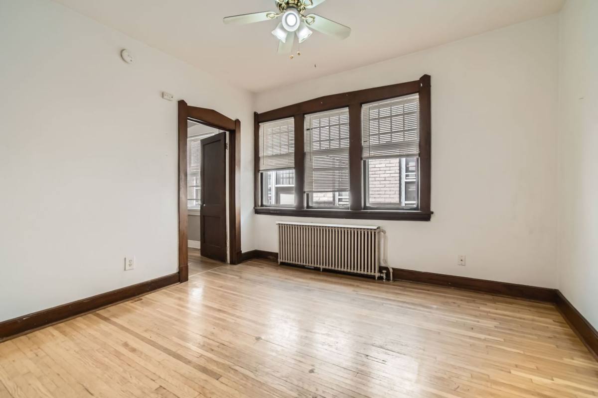 Apartment for rent at 1708 Grand Ave, Saint Paul, MN 55105