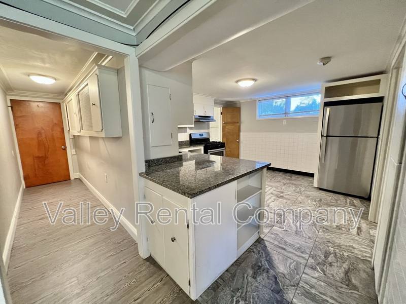 Apartment for rent at 72 Lyman St #1, South Hadley, MA 01075