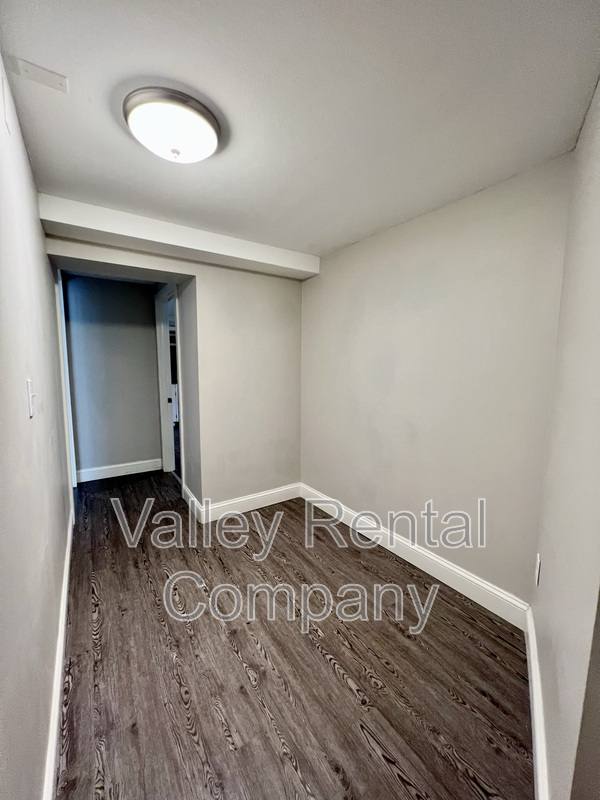 Apartment for rent at 72 Lyman St #1, South Hadley, MA 01075
