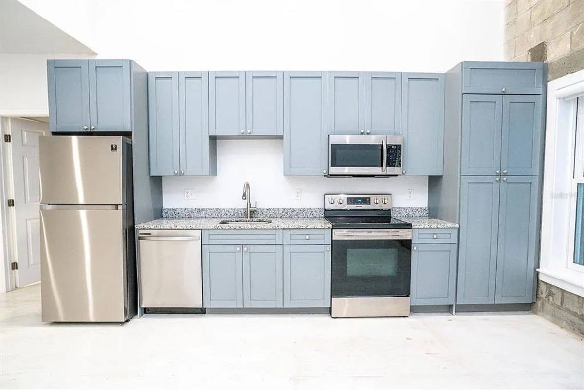 Apartment for rent at 3108 N Jefferson St, Tampa, FL 33603