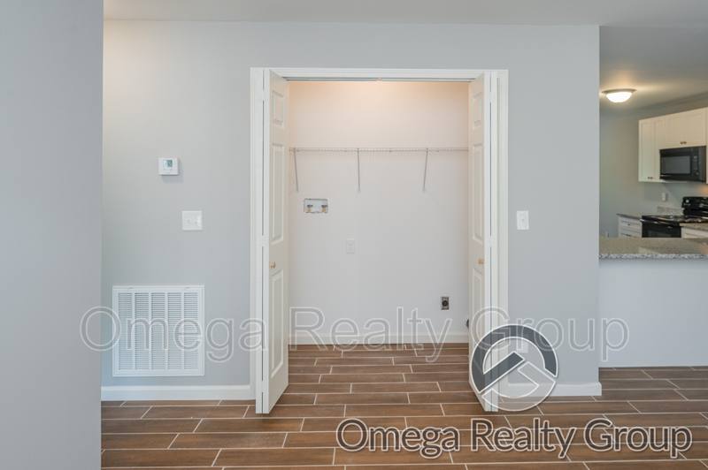 Apartment for rent at 1178 Aquarius Dr, Alpine, AL 35014
