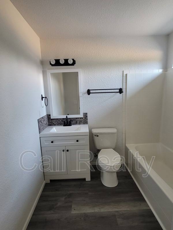 Apartment for rent at 11122 E Valleyway, Spokane, WA 99206