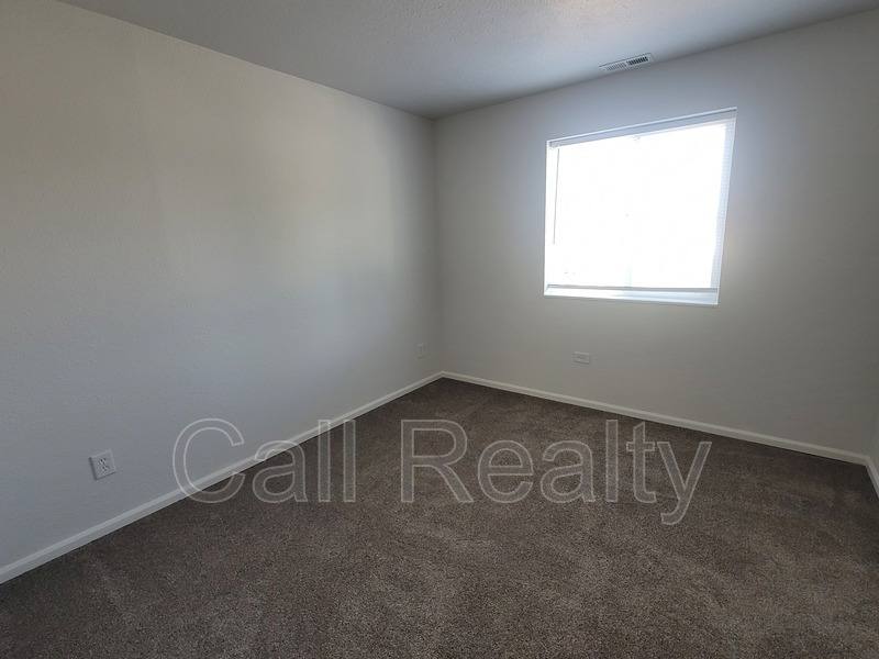 Apartment for rent at 11122 E Valleyway, Spokane, WA 99206