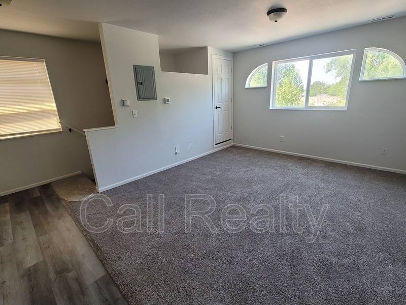Apartment for rent at 11122 E Valleyway, Spokane, WA 99206