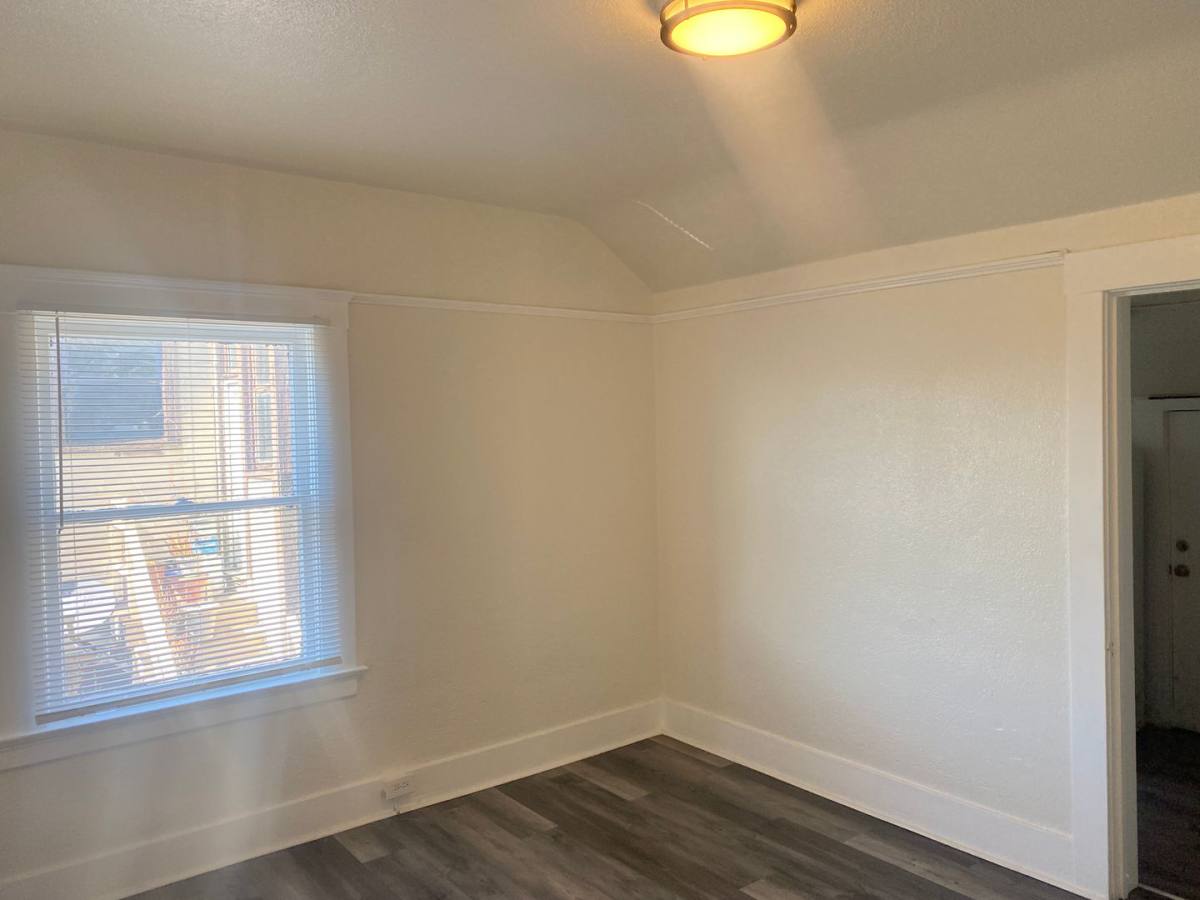 Apartment for rent at 4326-4334 Essex St, Emeryville, CA 94608