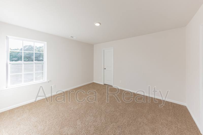 House for rent at 114 Sequoia Forest Dr, Mooresville, NC 28117