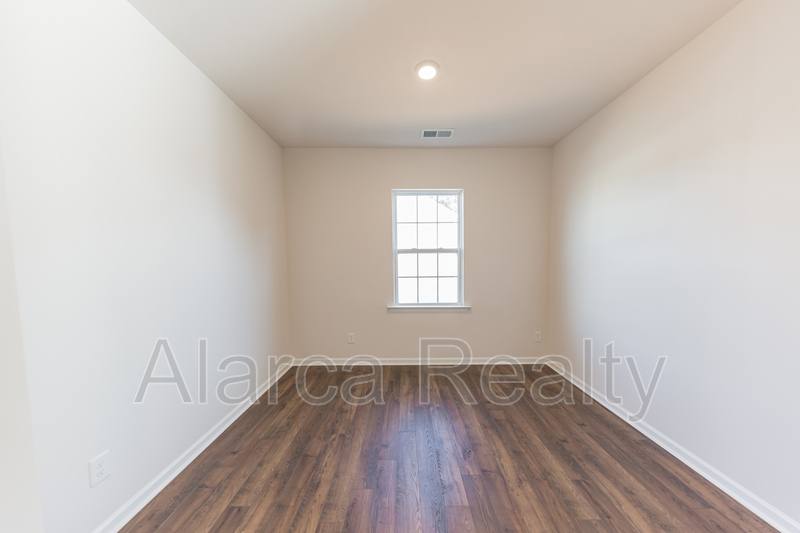 House for rent at 114 Sequoia Forest Dr, Mooresville, NC 28117