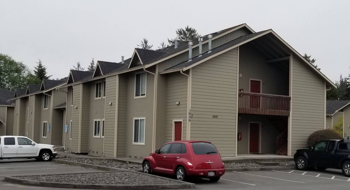 Apartment for rent at 1839 Sandpiper Lane, McKinleyville, CA 95519