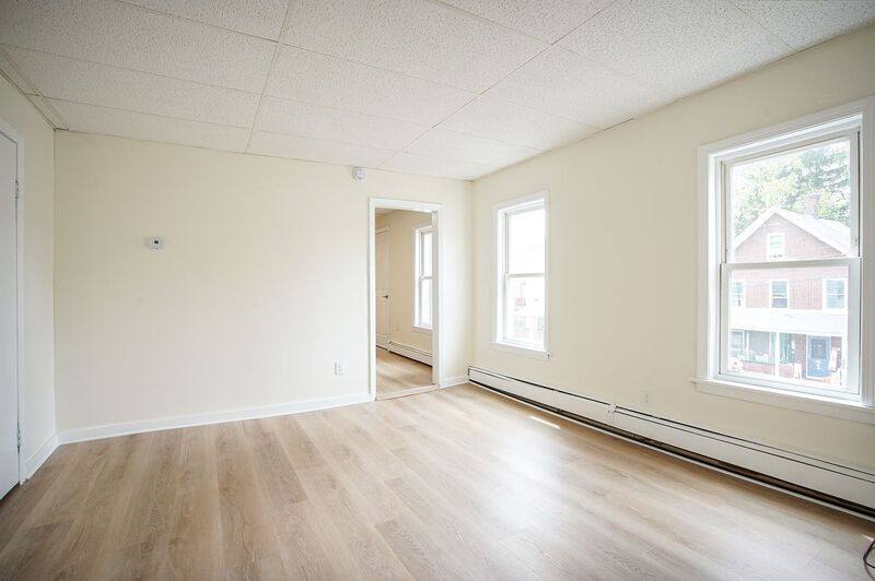 Apartment for rent at 3 Charles St #2R, Chicopee, MA 01020