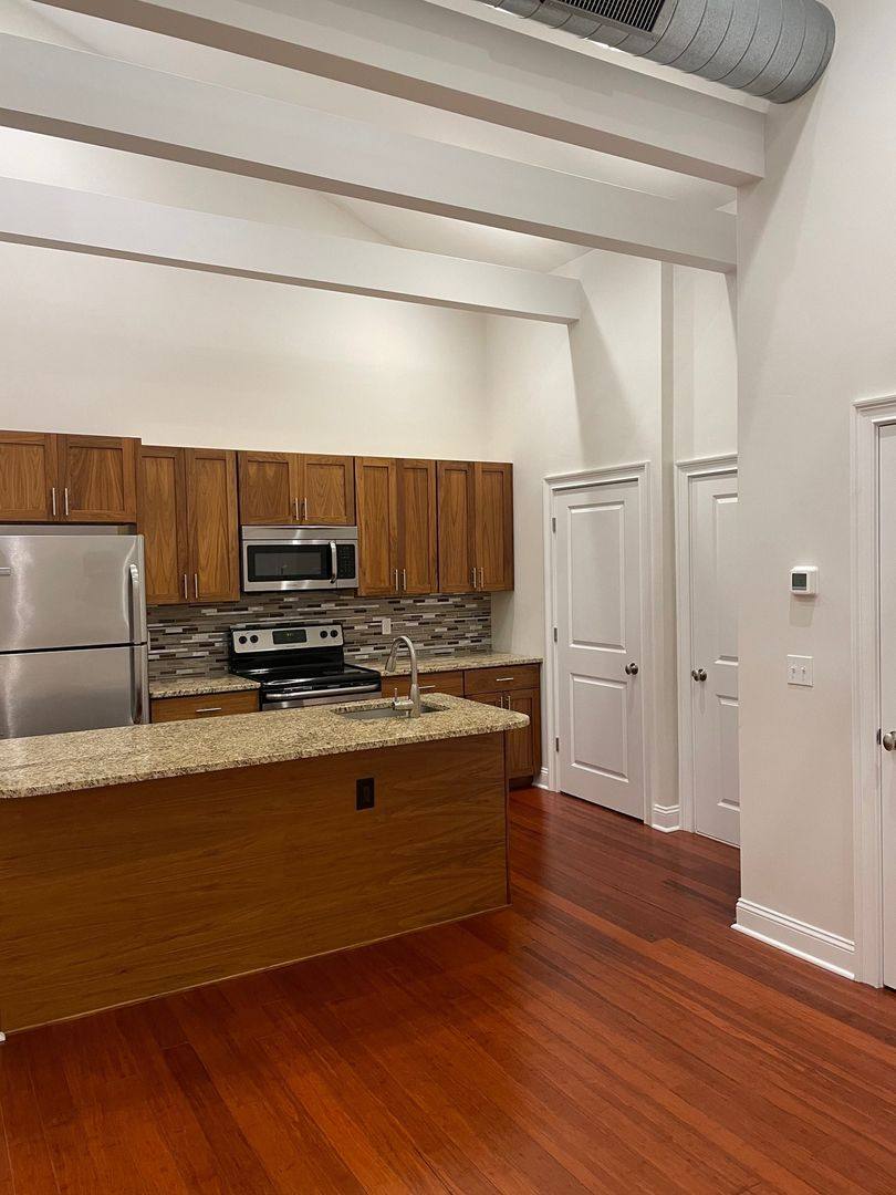 Apartment for rent at 60 Crompton Ave, East Greenwich, RI 02818