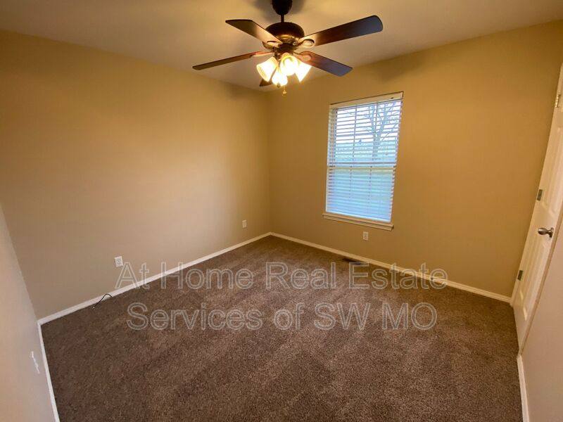 Apartment for rent at 1115 N 26th, Ozark, MO 65721