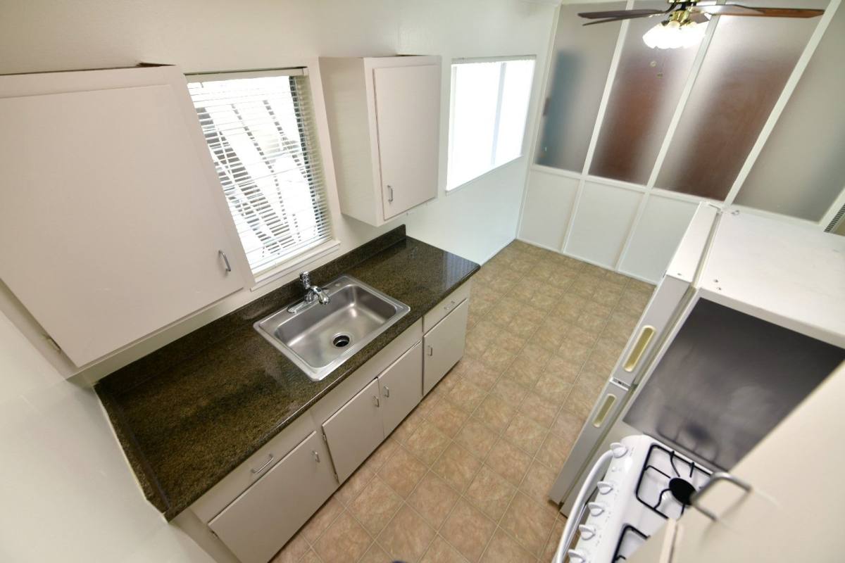 Apartment for rent at 268 Vernon St, Oakland, CA 94610