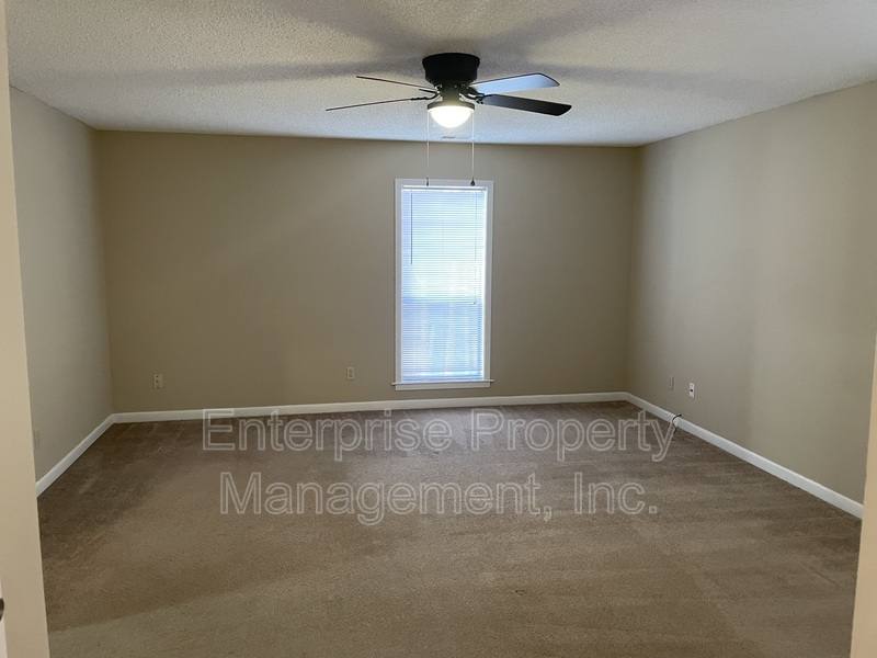 House for rent at 384 Sherburne Cove, Cordova, TN 38018