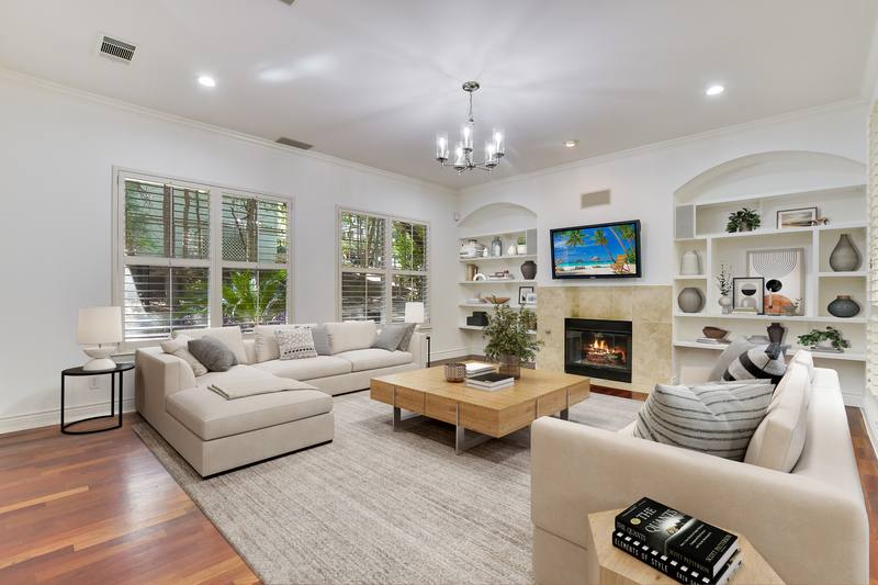 Townhouse for rent at 601 Upson St, Austin, TX 78703