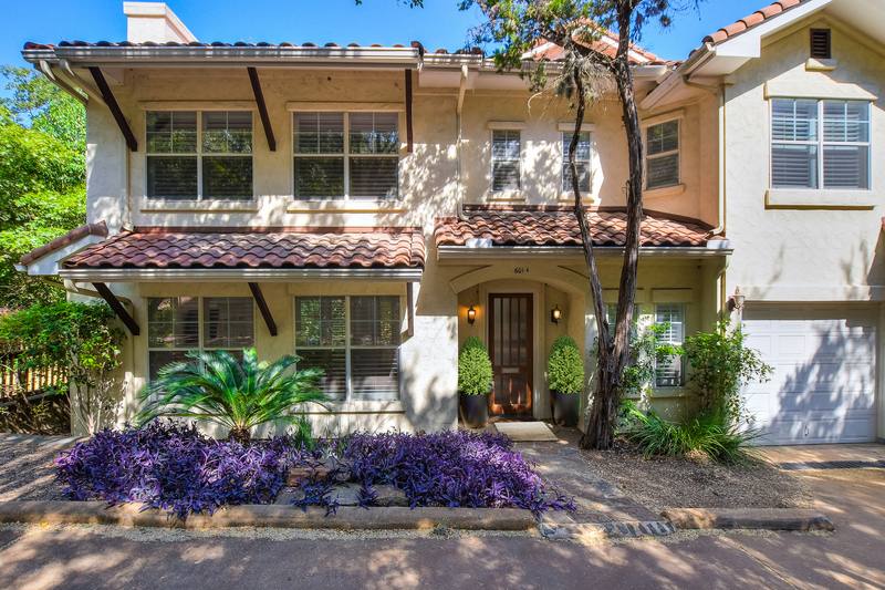 Townhouse for rent at 601 Upson St, Austin, TX 78703