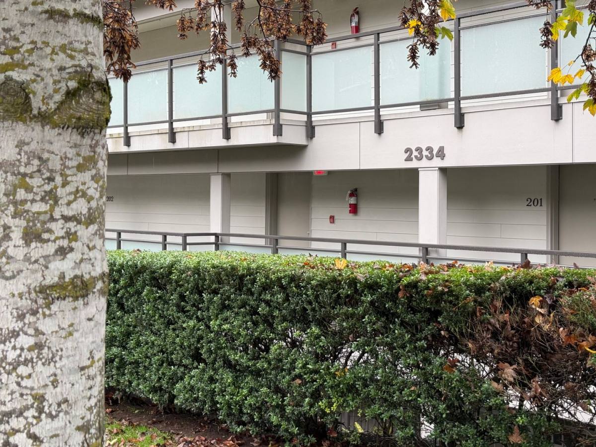 Condo for rent at 2334 Thorndyke Ave W, Seattle, WA 98199