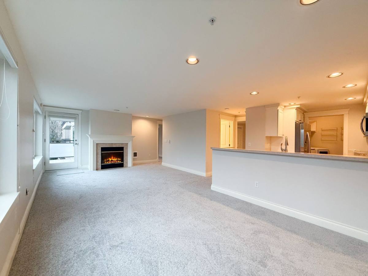 Condo for rent at 2334 Thorndyke Ave W, Seattle, WA 98199