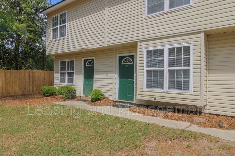 Townhouse for rent at 1423 Ashley River Rd #2C, Charleston, SC 29407