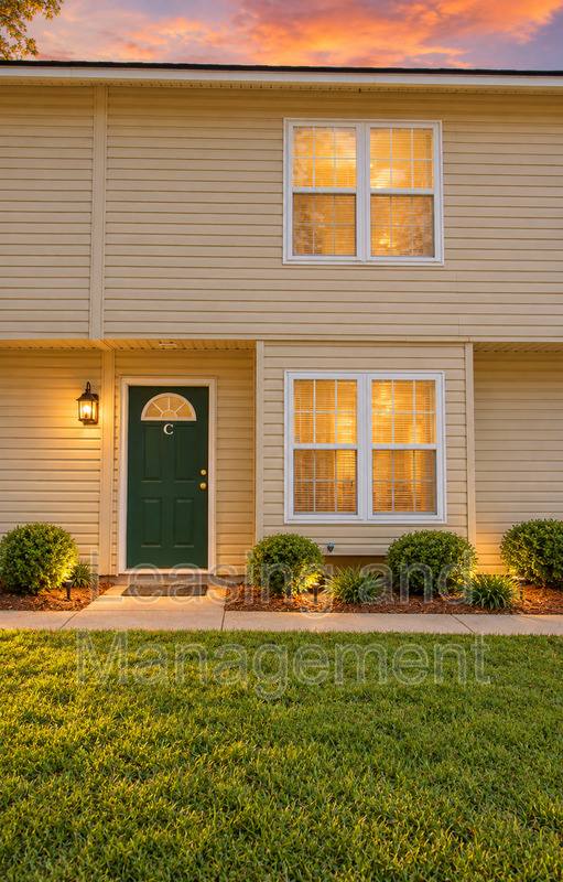 Townhouse for rent at 1423 Ashley River Rd #2C, Charleston, SC 29407