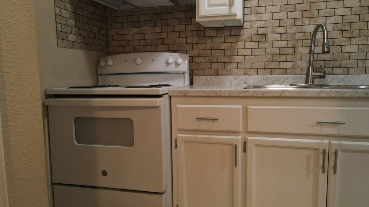 Apartment for rent at 213 W Seneca St, Tahlequah, OK 74464