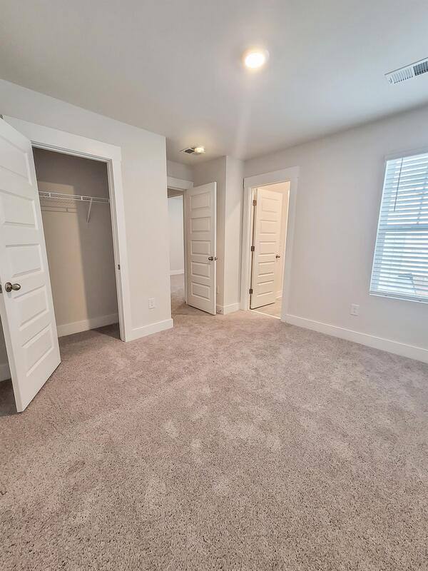 Townhouse for rent at 202 Round Back Way, Mauldin, SC 29662