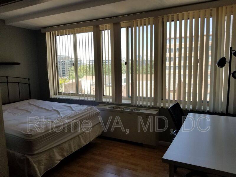 Apartment for rent at 922 24th St #509, Washington, DC 20037