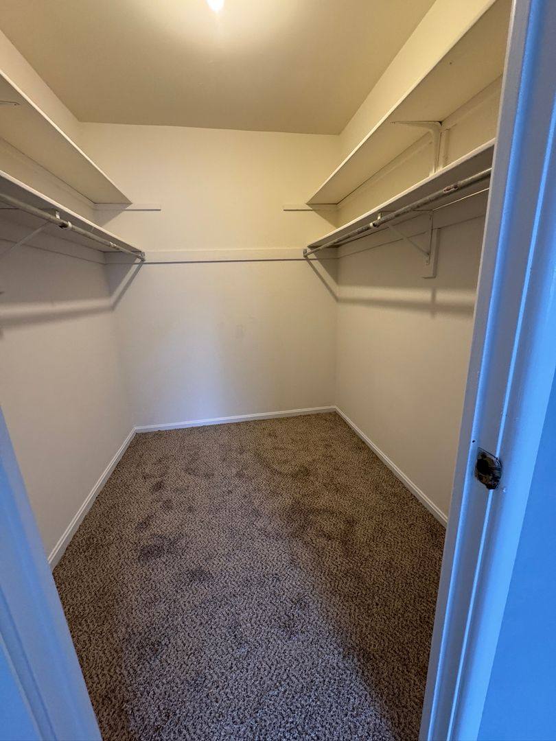 Apartment for rent at 2996 Wardall Ave, Cincinnati, OH 45211