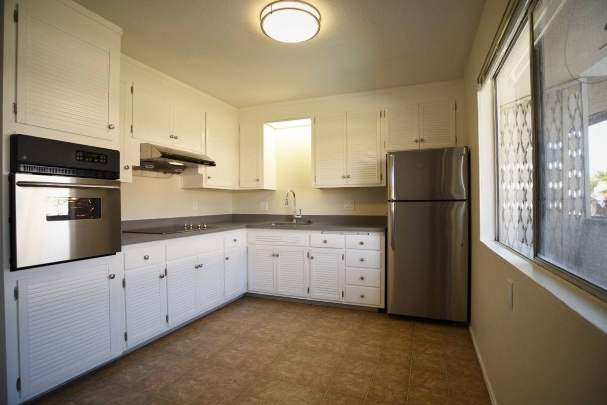 Apartment for rent at 2031 Shoreline Dr, Alameda, CA 94501